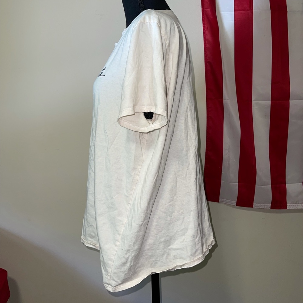 Cropped Basic Tee - Picture 3 of 5